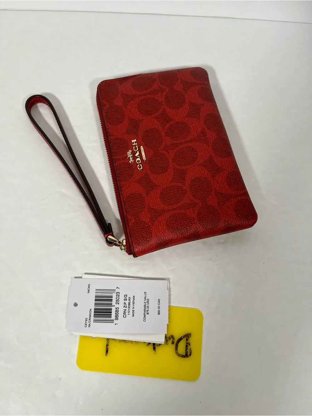 NWT Coach Corner Zip Wristlet In Signature Canvas